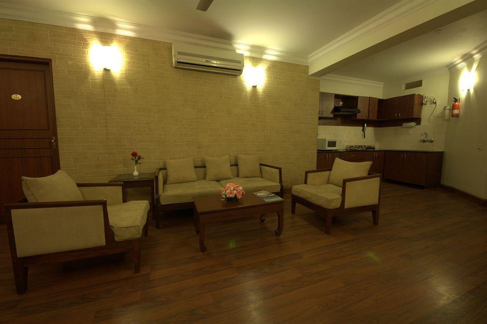 Hm Suites & Studios Μπανγκαλόρ Εξωτερικό φωτογραφία